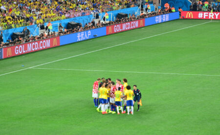 记者：米兰尝试1500万欧签乔-戈麦斯，球员已经同意加盟